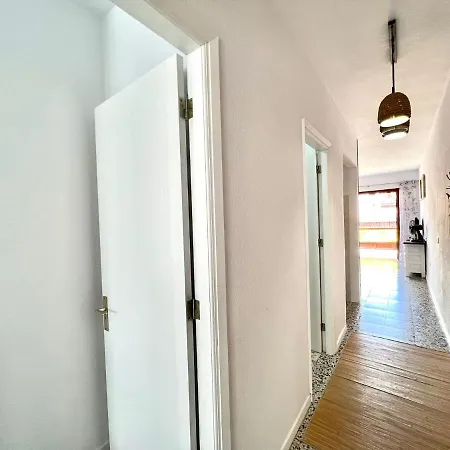 Cozy Apartment, Only 3 Min Walk From The Beach In Los Gigantes