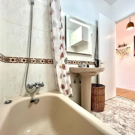Appartement Cozy Apartment, Only 3 Min Walk From The Beach In Los Gigantes *