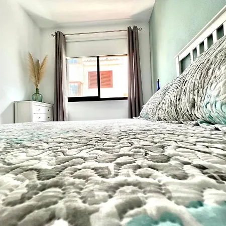 Cozy Apartment, Only 3 Min Walk From The Beach In Los Gigantes Appartement *