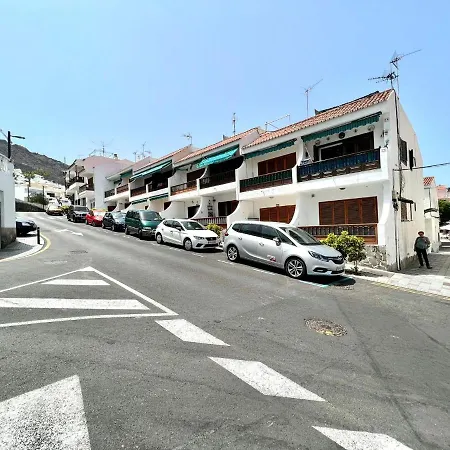 Cozy Apartment, Only 3 Min Walk From The Beach In Los Gigantes